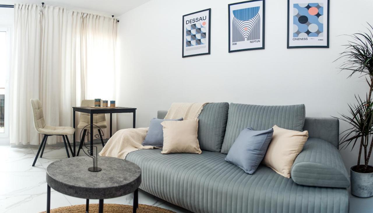 Sparrow Flat Old Town Apartment Тыхы Экстерьер фото