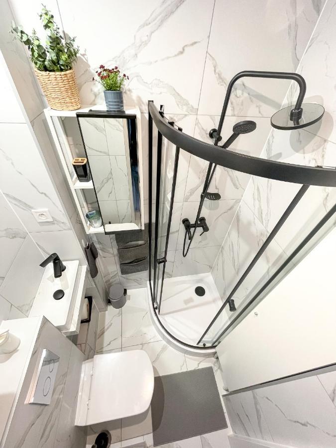 Sparrow Flat Old Town Apartment Тыхы Экстерьер фото